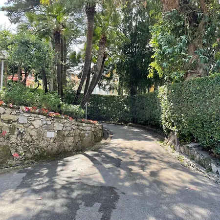 Charming In Historic Front Sea With Free Parking, Near Portofino Apartmán *