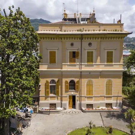 Charming In Historic Front Sea With Free Parking, Near Portofino דירה *