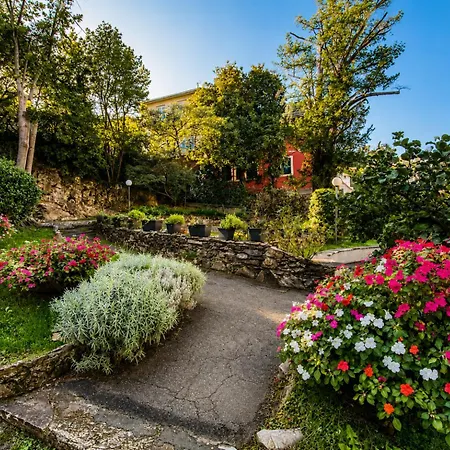 Charming In Historic Front Sea With Free Parking, Near Portofino Rapallo